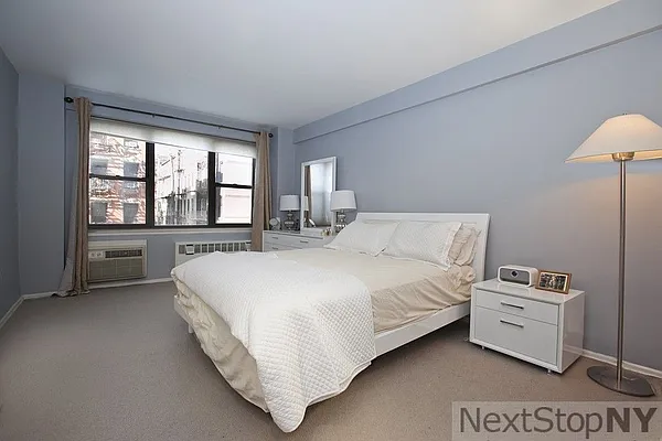 Sold by NextStopNY | media 4