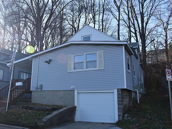 2nd image of 323 Marcella Ave NW