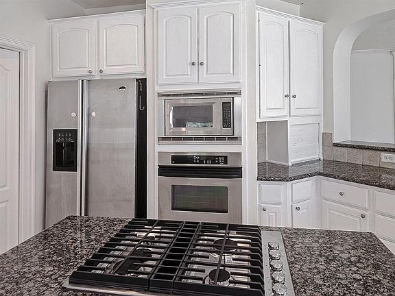 4th image of 6010 Serrano Terrace Ln