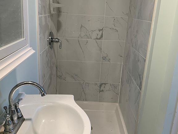 5th image of 673 E 216th St #1