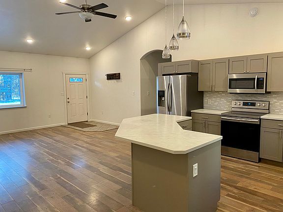 3rd image of 1506 Clytice Ln #A