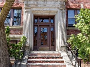 6 Lanark Rd APT 1, Brookline, MA 02445