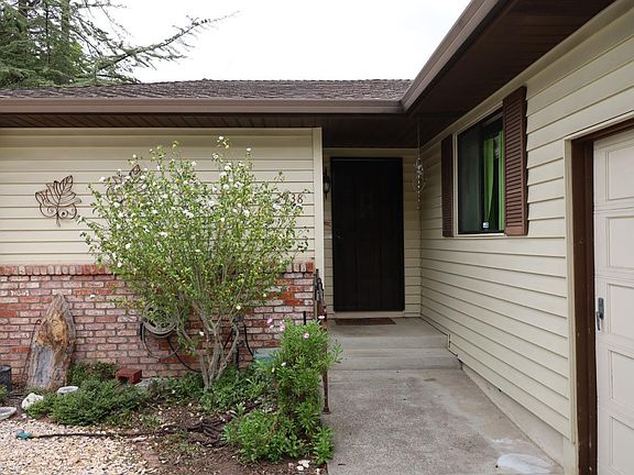3rd image of 2438 Big Oak Drive