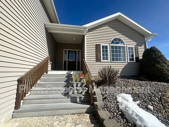 3rd image of 6896 Joy Dr