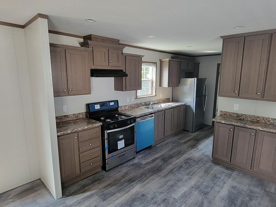 2nd image of 7 Gail Ct