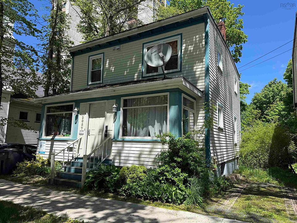 1st image of 2057 Parker St