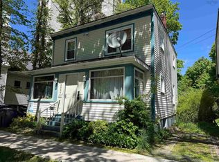 2057 Parker St, Halifax, NS B3K 4T6