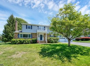 30 Aldersgate Cir, Mount Olive Twp., NJ 07828