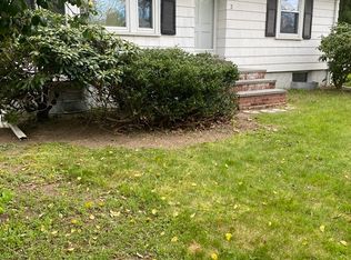 3 Lariviere Rd, Framingham, MA 01701