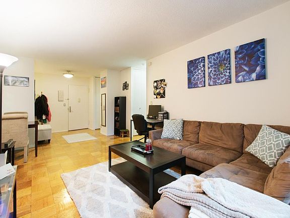 3rd image of 212 E 47th St APT 7D