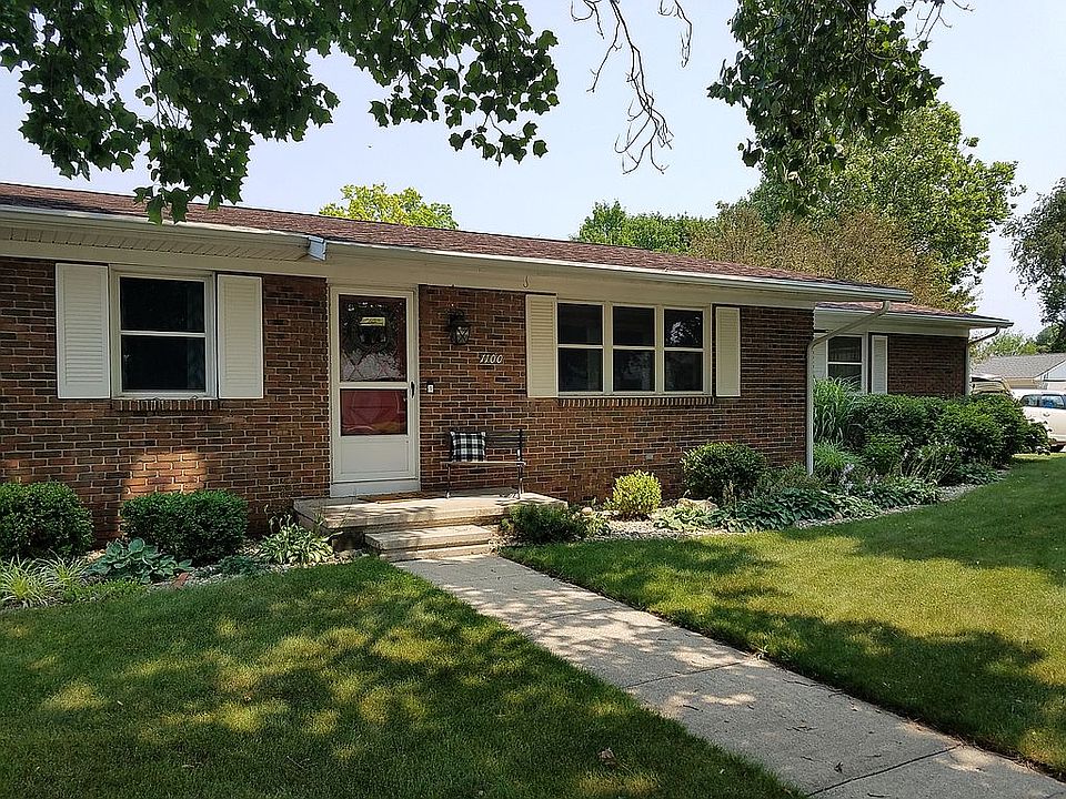 1st image of 1100 Walker St