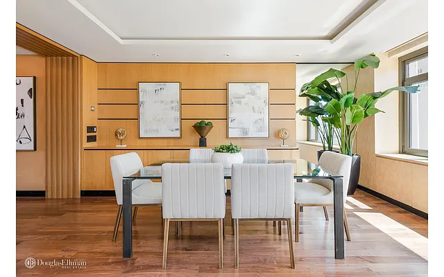 Sold by Douglas Elliman | media 24