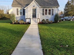 9650 Clarence Center Rd, Clarence Center, NY 14032