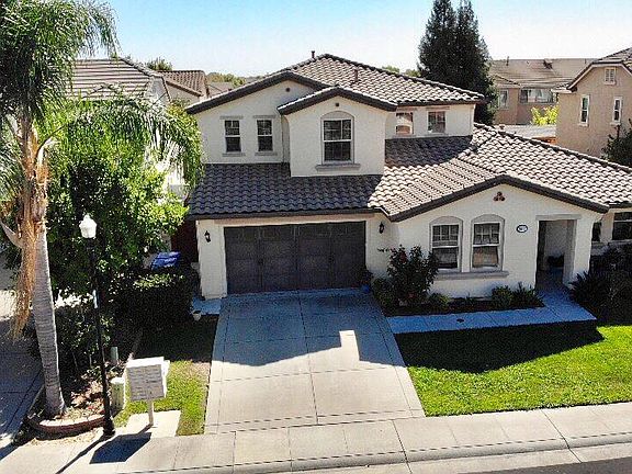5th image of 9817 Collie Way