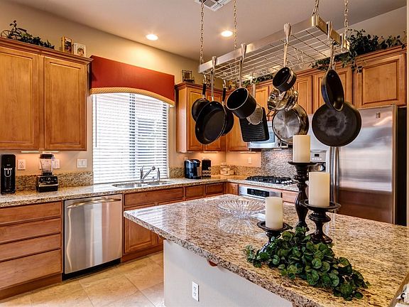 4th image of 41206 Calle Pampas