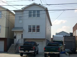 164 Astor St, Newark, NJ 07114