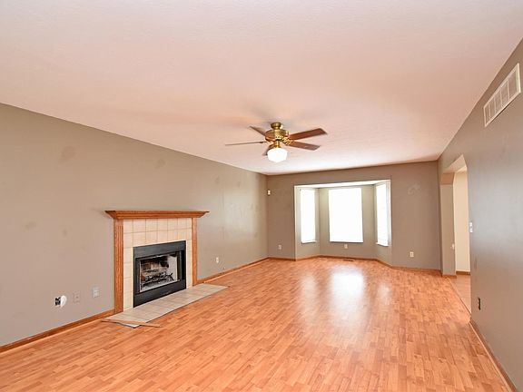 4th image of 7419 Kilkenny Dr