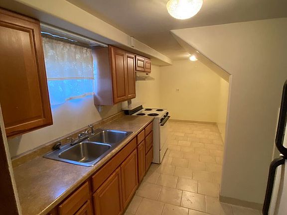 5th image of 2443 Loomis Dr #8559014