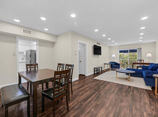 2601 Bellefontaine St APT B318, Houston, TX 77025