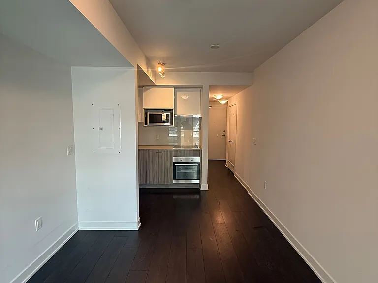 195 Redpath Ave #1614 — Photo 10