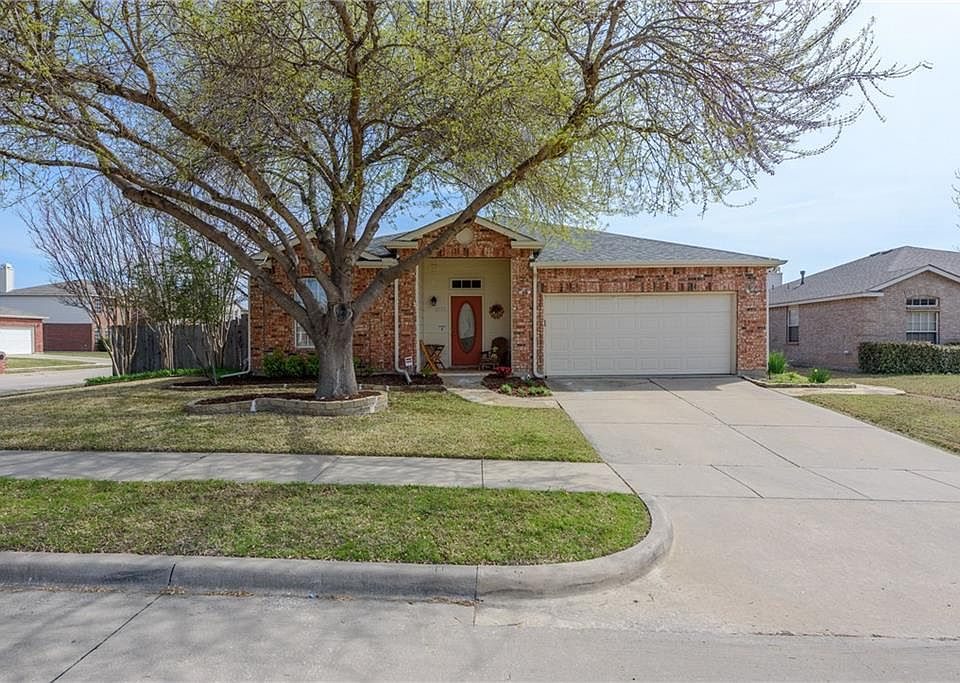 1st image of 2353 Magnolia Dr