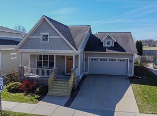 3289 Pleasant St, Sun Prairie, WI 53590