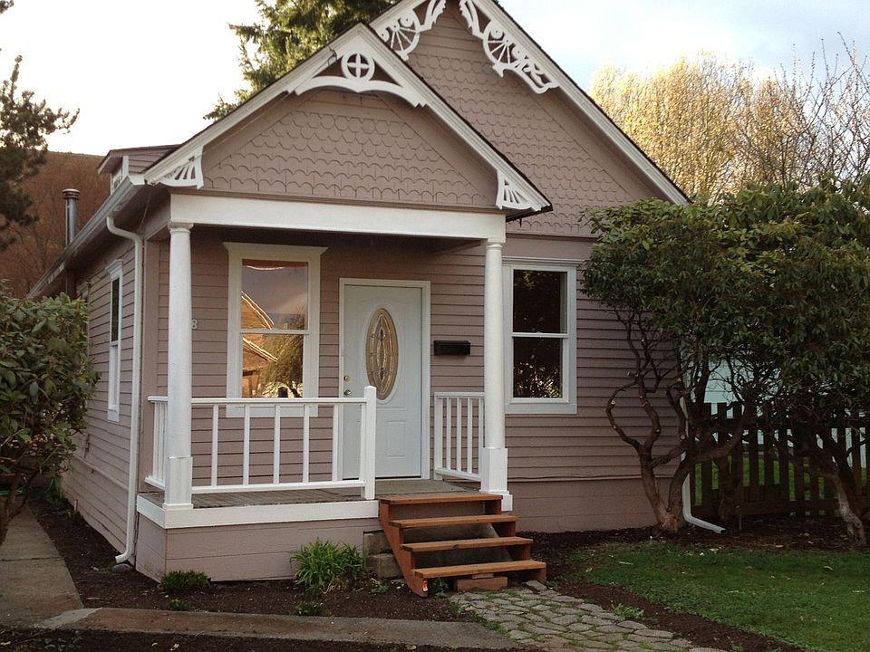 1st image of 318 Pine Ave