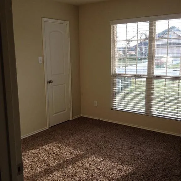 5247 Sagewood Dr — Photo 8