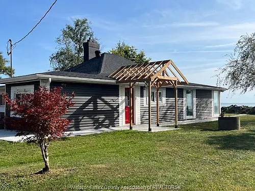 394 Robson Rd Photo 1