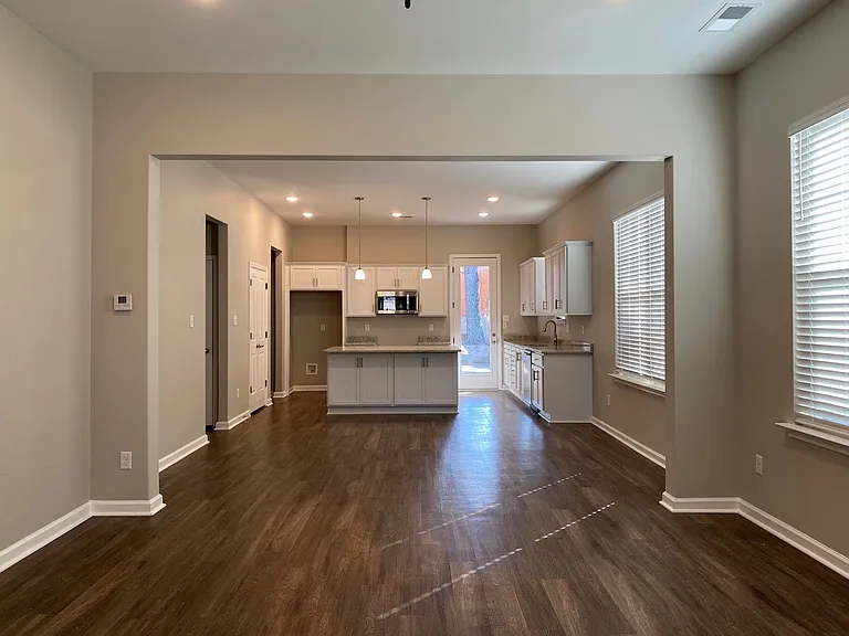 4213 Tutwiler Ave — Photo 4