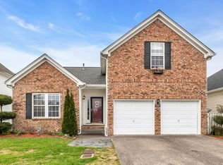221 Claybrook Ln, Antioch, TN 37013