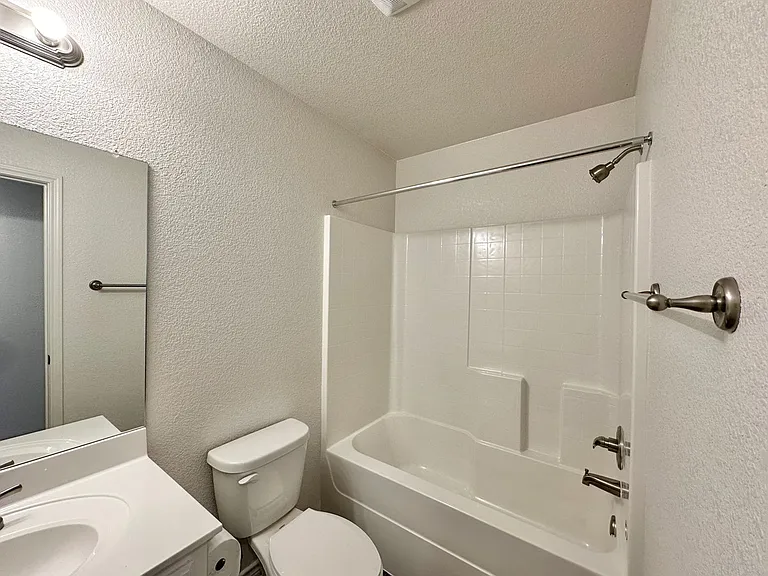 213 Dolphin Dr — Photo 20