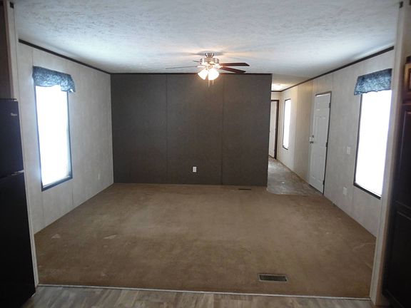 4th image of 1250 Paree St #458