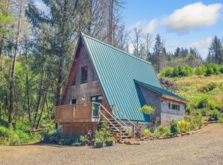 986 N Deerlane Pl, Otis, OR 97368