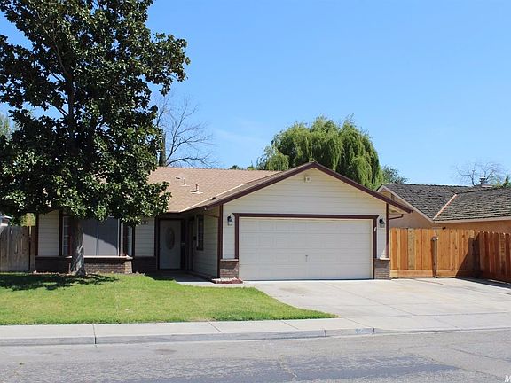 This home has been taken great care of by the owner and it shows.