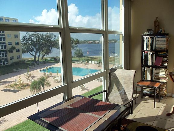 3rd image of 1224 S Peninsula Dr APT 316