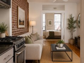 44 Avenue B