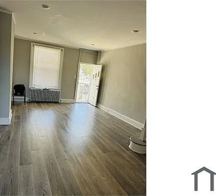 2 bed, 1150 sqft, $1,600 — Photo 2