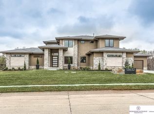 13632 Cuming St, Omaha, NE 68154