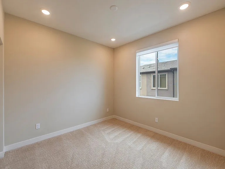 7756 Taylor Ln — Photo 24