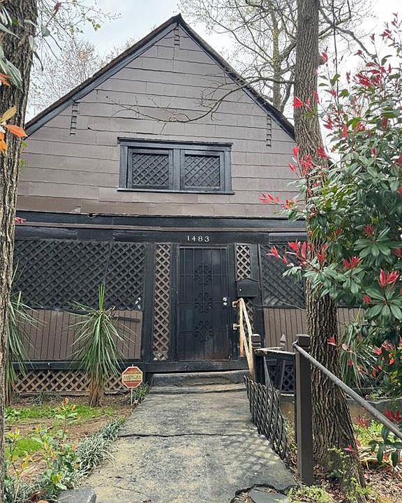 1st image of 1483 Hardee St NE