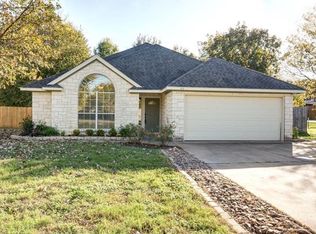 103 Kokomo Ln, Bastrop, TX 78602