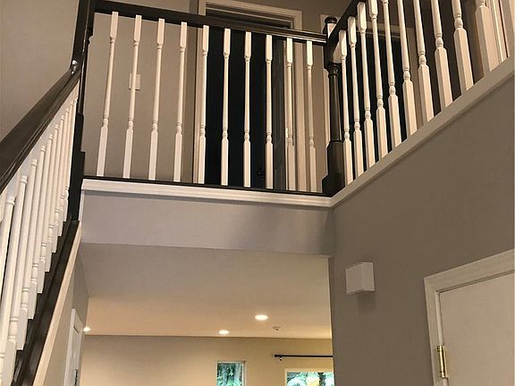 4th image of 5010 168th St SW APT D