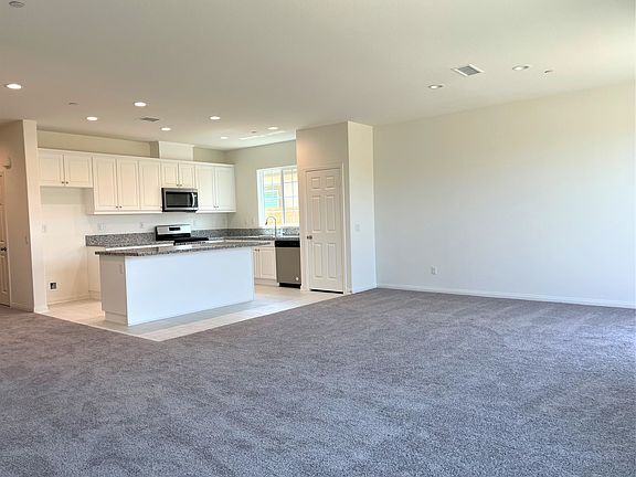 3rd image of 3332 S Primrose Dr