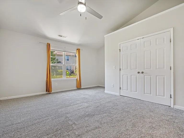 100 Stratford Lakes Dr #265 — Photo 10