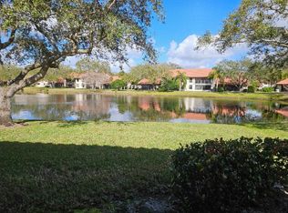 6070 SE Martinique Dr APT 104, Stuart, FL 34997