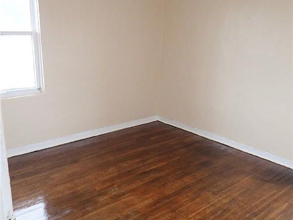 5th image of 3030 Nations Ave #0