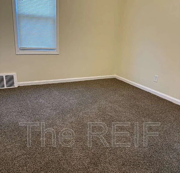 20429 Monte Vista St — Photo 2