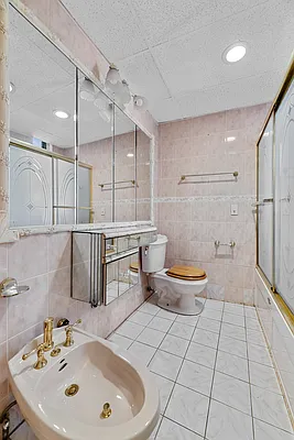 Rented by REAL New York | media 39