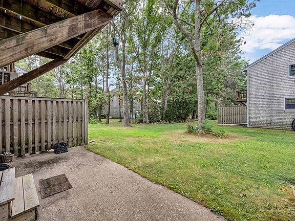 4th image of 195 Falmouth Rd APT 2D